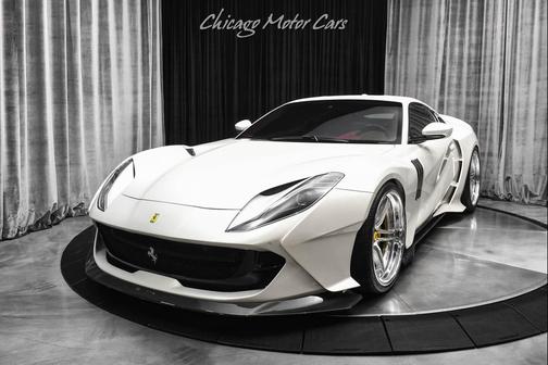 2020 Ferrari 812 Superfast Base