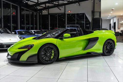 2016 McLaren 675LT Base