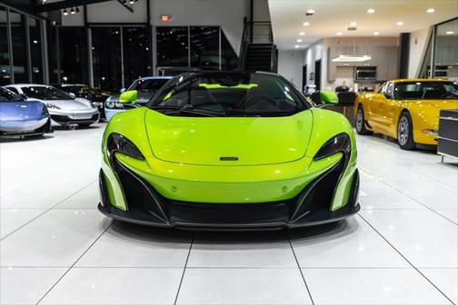 2016 McLaren 675LT Base