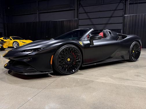 Nero 2025 Ferrari SF90 Spider Carbon Loaded Daytona Seats Rosso Leather Leather Axle Lift