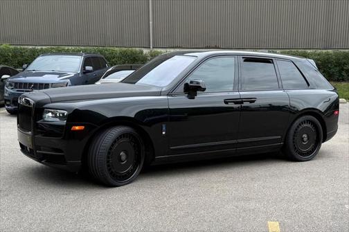 2023 Rolls-Royce Cullinan MSRP $472k+ Bespoke Audio Starlight Headliner Only 6k Miles LOADED