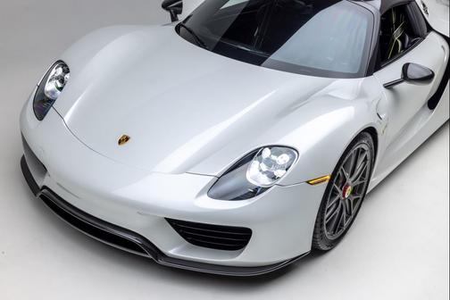 2015 Porsche 918 Spyder Weissach Paint to Sample Metallic White Just Serviced 1/918