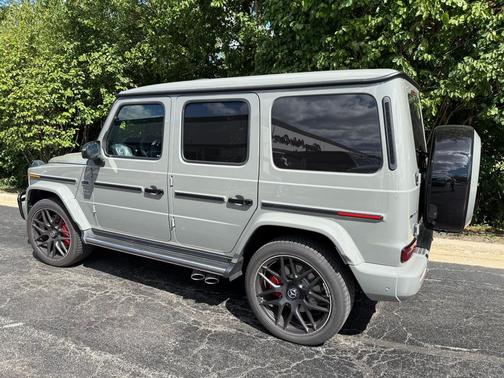 2025 Mercedes-Benz AMG G 63 AMG G63! Arabian Grey! 22in AMG Whls! Exclusive Int! Night Pkg!