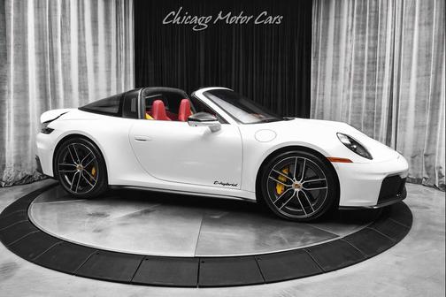 2026 Porsche 911 Targa 4 GTS