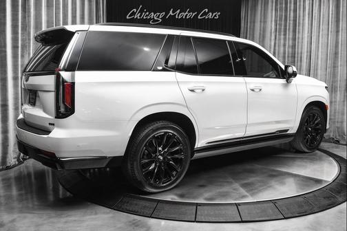 2024 Cadillac Escalade Sport