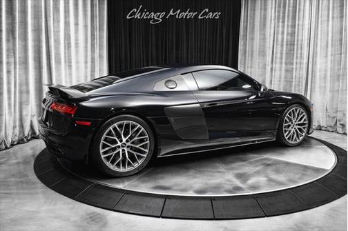 2017 Audi R8 5.2 V10 plus