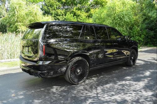 2025 Cadillac Escalade ESV V-Series