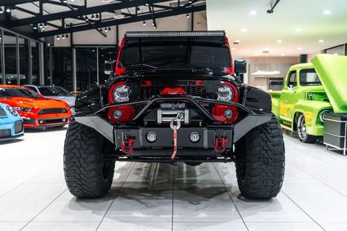 2017 Jeep Wrangler Unlimited Smoky Mountain 4x4