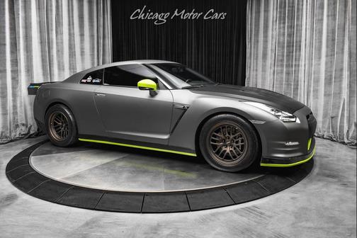 2013 Nissan GT-R Black Edition