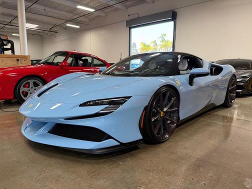 2023 Ferrari SF90 Stradale Coupe