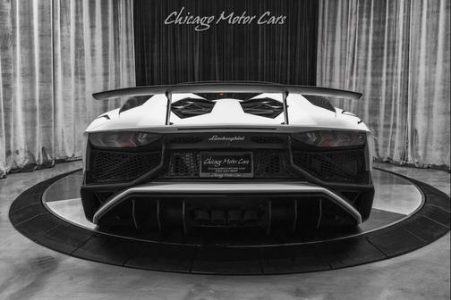 Bianco Canopus (Satin Pearl White) 2016 Lamborghini Aventador LP750-4 Superveloce
