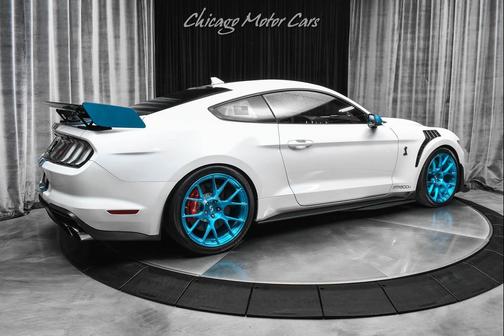 2020 Ford Shelby GT500 Base