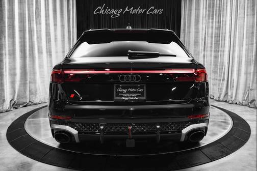 2025 Audi RS Q8 4.0T