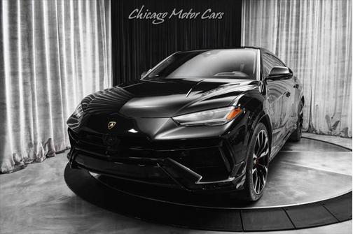 2023 Lamborghini Urus S