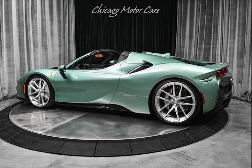 Verde Francesca (Green) 2025 Ferrari SF90 Spider Convertible