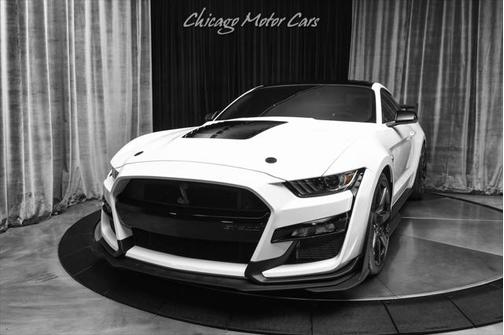 2022 Ford Shelby GT500 Base