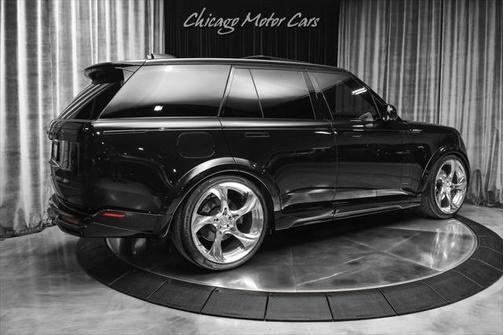 2025 Land Rover Range Rover P530 SE