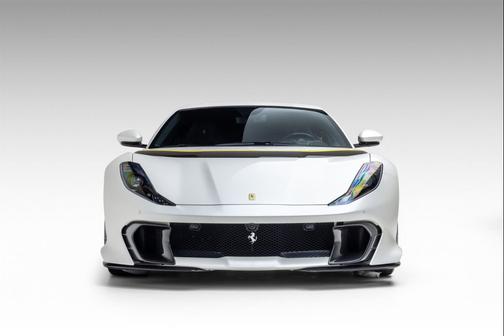 2022 Ferrari 812 Competizione Coupe