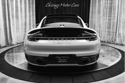 2022 Porsche 911 Carrera 4S