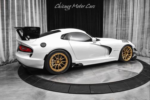 2017 Dodge Viper GTC