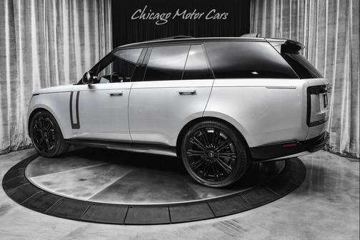 2024 Land Rover Range Rover P530 SE