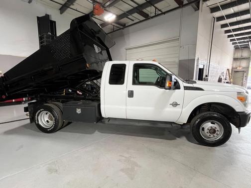 Oxford White 2012 Ford F-350 XL