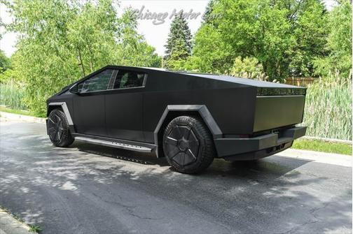 2024 Tesla Cybertruck Cyberbeast