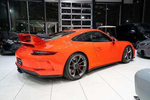 Lava Orange 2018 Porsche 911 GT3