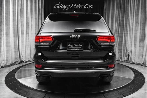 Diamond Black Crystal Pearl Coat 2020 Jeep Grand Cherokee Limited X