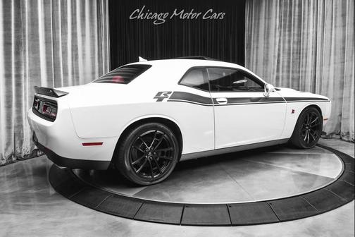 2022 Dodge Challenger R/T Scat Pack