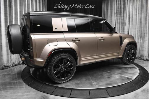 2025 Land Rover Defender P635 OCTA