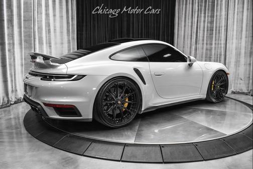 2022 Porsche 911 Turbo