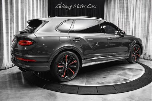 2023 Bentley Bentayga Azure V8