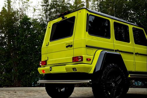 Electric Beam 2017 Mercedes-Benz G 550 4x4 Squared Base