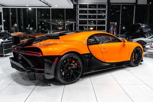2023 Bugatti Chiron Pur Sport Coupe 1 of 60 Made! 1 of 1 Spec! Bespoke Arancio Atlas!