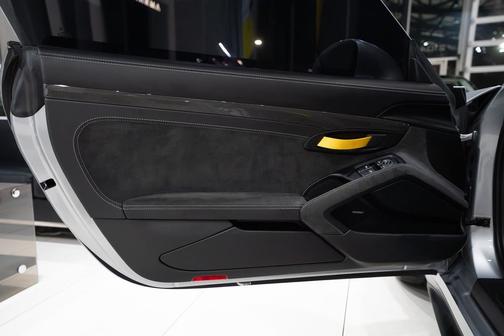 2018 Porsche 911 GT2 RS