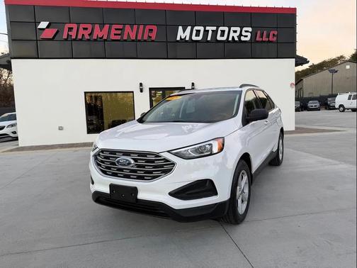 2020 Ford Edge SE