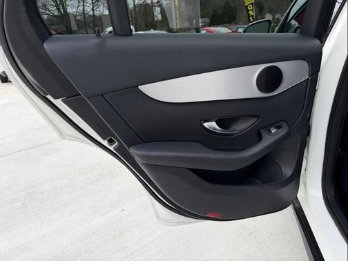 2019 Mercedes-Benz GLC 300 Base