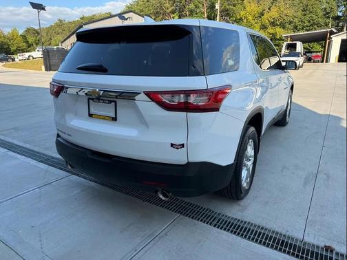 2021 Chevrolet Traverse LS