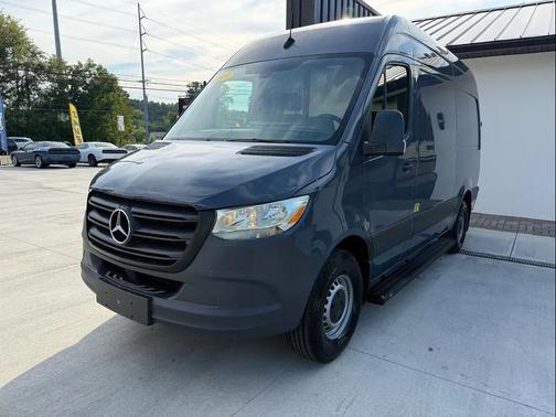 2019 Mercedes-Benz Sprinter 2500 Standard Roof