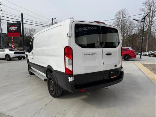 2018 Ford Transit-250 Base