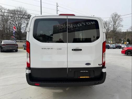 2018 Ford Transit-250 Base