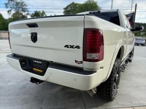 2018 RAM 2500 Laramie Crew Cab 4x4 6'4' Box