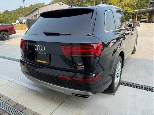 2017 Audi Q7 3.0T Premium