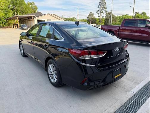 Phantom Black 2019 Hyundai SONATA SE