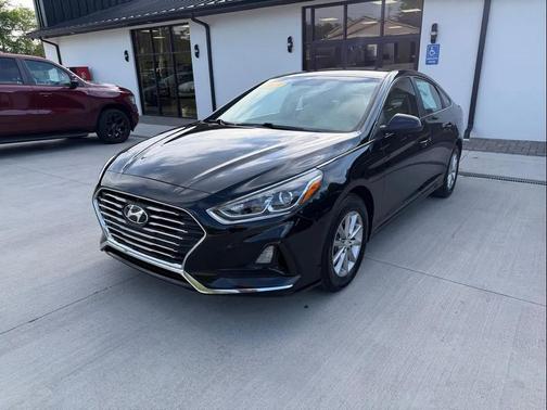 Phantom Black 2019 Hyundai SONATA SE
