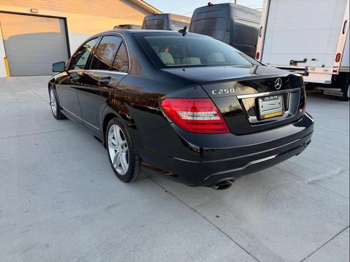 2014 Mercedes-Benz C-Class Luxury