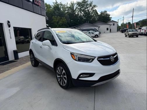 Summit White 2019 Buick Encore Essence