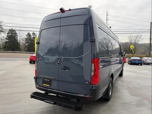 2019 Mercedes-Benz Sprinter 2500 High Roof V6