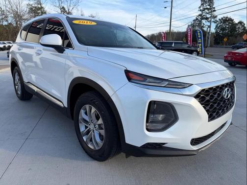 2019 Hyundai SANTA FE SE 2.4